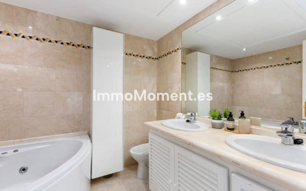 Wiederverkauf - Wohnung - Marbella - Nueva Andalucía