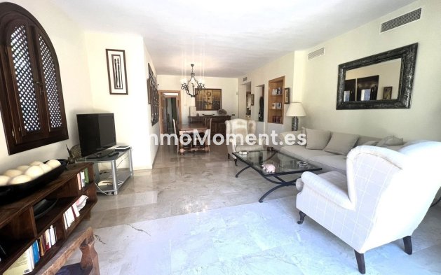 Bestaande woning - Appartement - Estepona  - Atalaya
