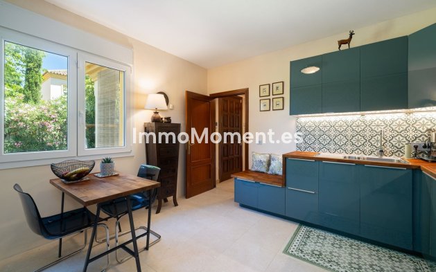 Wiederverkauf - Freistehende Villa - Marbella - Marbella Centro