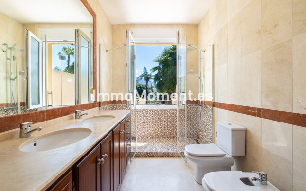 Wiederverkauf - Freistehende Villa - Marbella - Marbella Centro