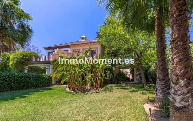 Wiederverkauf - Freistehende Villa - Marbella - Marbella Centro
