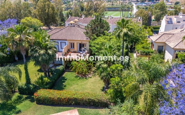 Wiederverkauf - Freistehende Villa - Marbella - Marbella Centro