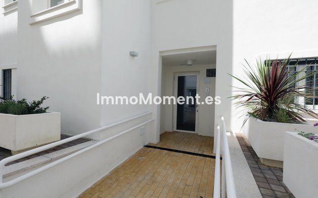 Wiederverkauf - Wohnung - Estepona  - Estepona Centro