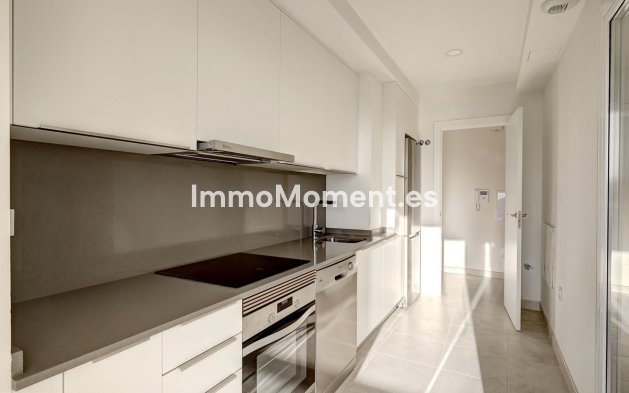 Wiederverkauf - Wohnung - Estepona  - Estepona Centro