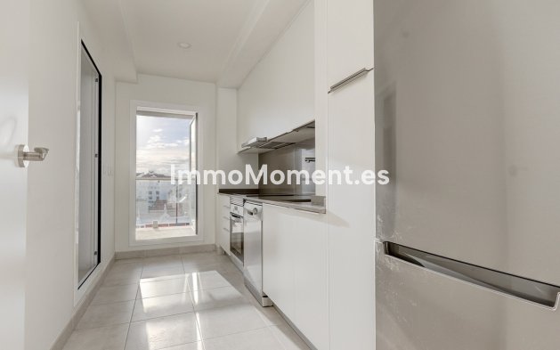 Wiederverkauf - Wohnung - Estepona  - Estepona Centro