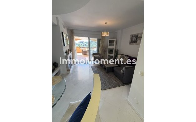 Resale - Apartment - Marbella - La Mairena