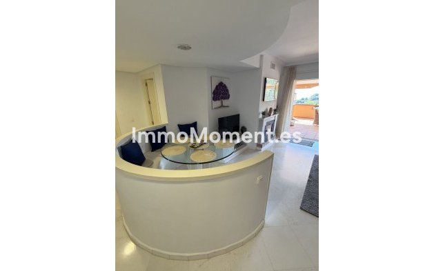 Resale - Apartment - Marbella - La Mairena
