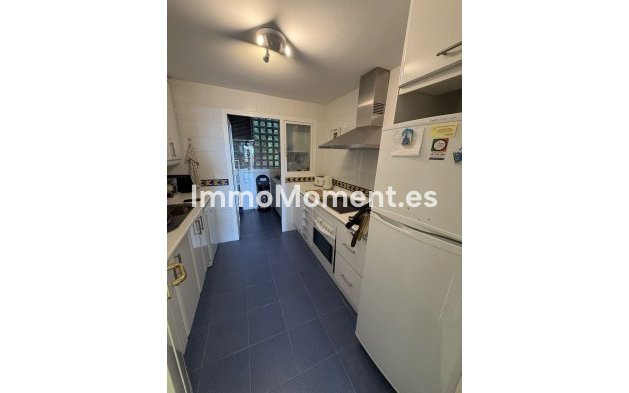 Resale - Apartment - Marbella - La Mairena