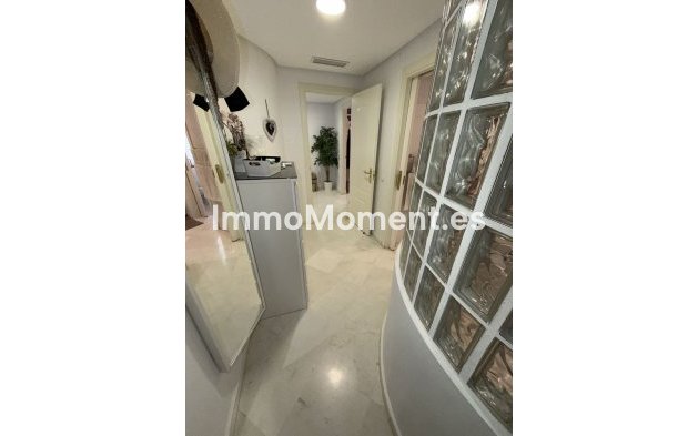 Resale - Apartment - Marbella - La Mairena