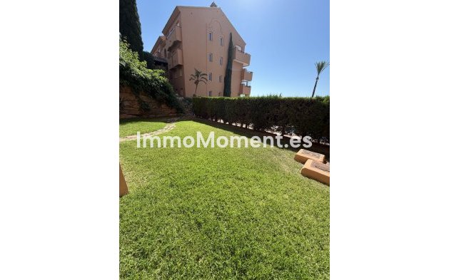 Resale - Apartment - Marbella - La Mairena