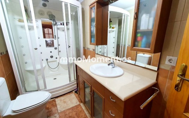 Wiederverkauf - Wohnung -   Inländisch - Alhaurín el Grande Centro