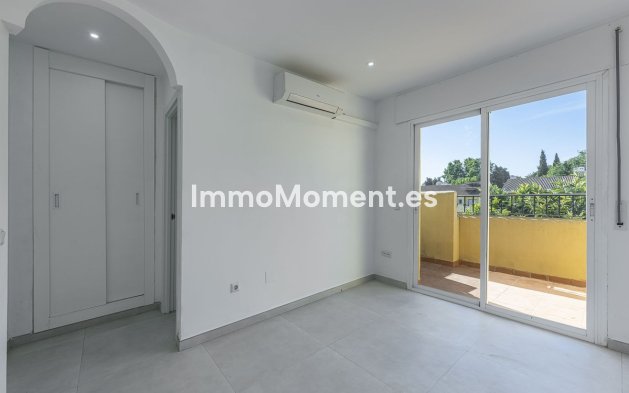 Revente - Maison mitoyenne - Estepona  - Estepona Centro