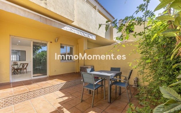 Revente - Maison mitoyenne - Estepona  - Estepona Centro
