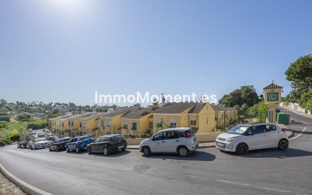 Revente - Maison mitoyenne - Estepona  - Estepona Centro