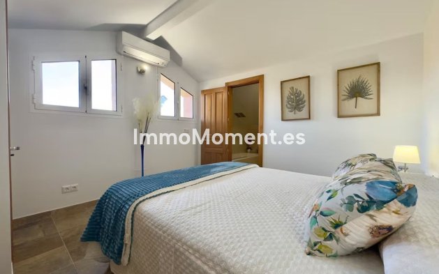 Resale - Country house - Inland  - Coín