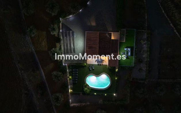 Resale - Country house - Inland  - Coín
