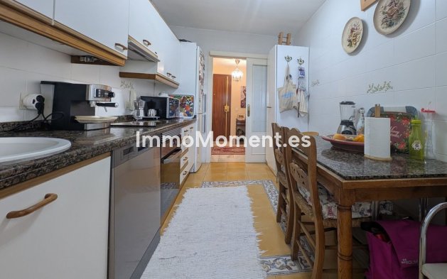 Resale - Apartment - Fuengirola - Fuengirola Centro