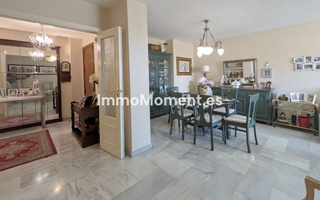 Resale - Apartment - Fuengirola - Fuengirola Centro