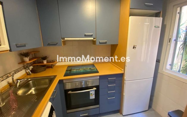 Resale - Apartment - Benalmadena - Benalmadena Centro