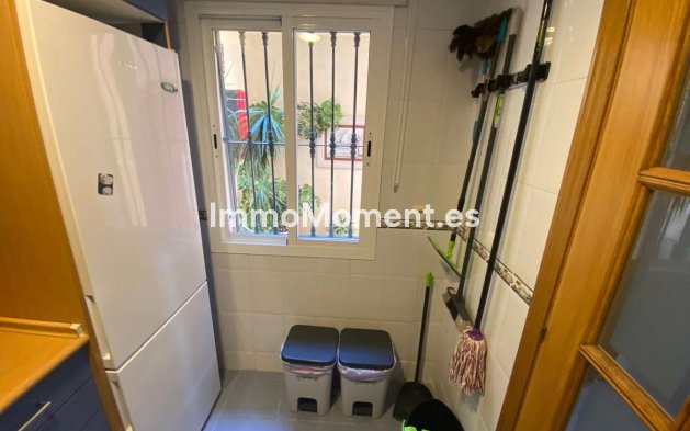 Resale - Apartment - Benalmadena - Benalmadena Centro