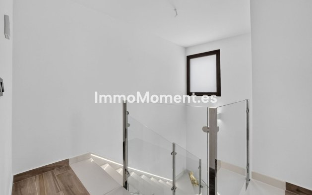 Reventa - Villa independiente - Orihuela - Los Balcones - Los Altos del Edén