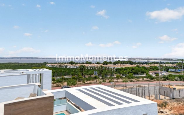 Reventa - Villa independiente - Orihuela - Los Balcones - Los Altos del Edén