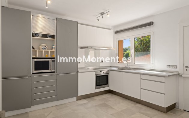 Bestaande woning - Vrijstaande villa - Marbella - La Mairena