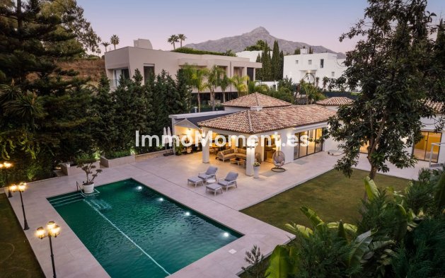 Bestaande woning - Vrijstaande villa - Marbella - Nueva Andalucía