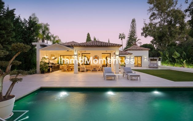 Bestaande woning - Vrijstaande villa - Marbella - Nueva Andalucía