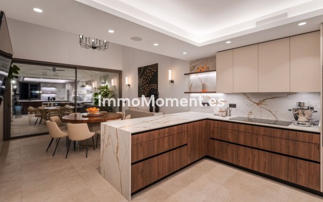 Bestaande woning - Vrijstaande villa - Marbella - Nueva Andalucía