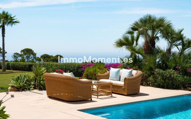 Resale - Detached villa - Estepona - Estepona Centro