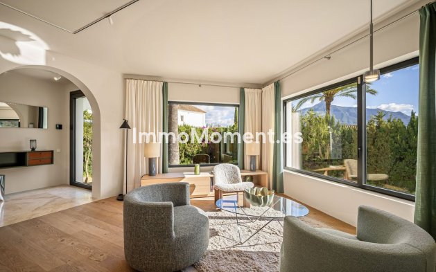 Resale - Detached villa - Marbella - Nueva Andalucía