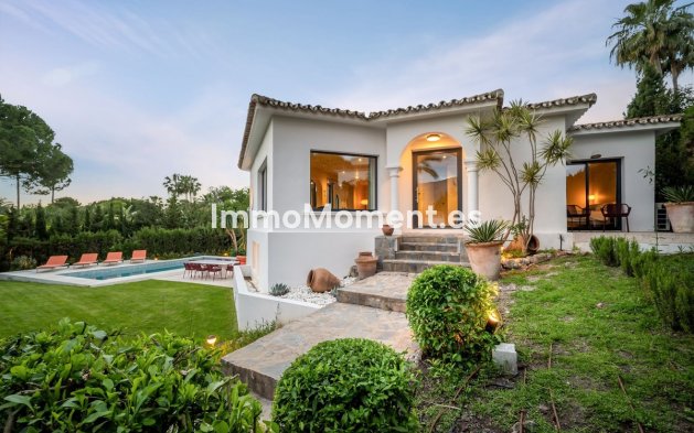 Resale - Detached villa - Marbella - Nueva Andalucía