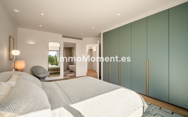Resale - Detached villa - Marbella - Nueva Andalucía