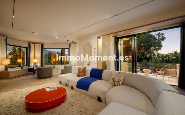 Resale - Detached villa - Marbella - Nueva Andalucía
