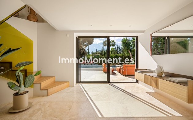 Resale - Detached villa - Marbella - Nueva Andalucía