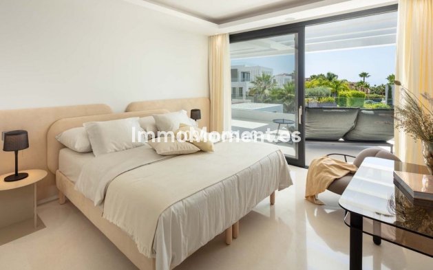 Resale - Detached villa - Marbella - Nueva Andalucía