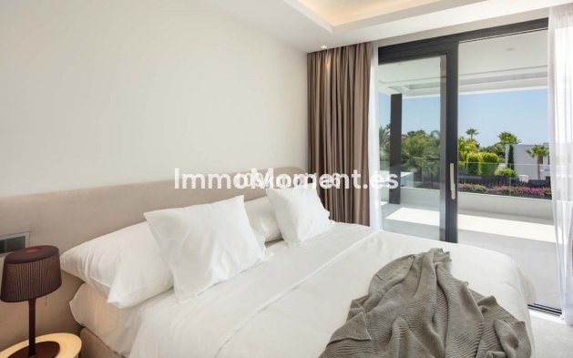 Resale - Detached villa - Marbella - Nueva Andalucía