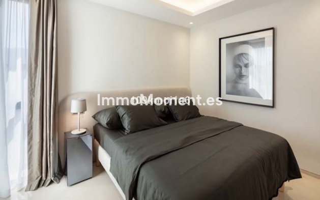 Resale - Detached villa - Marbella - Nueva Andalucía