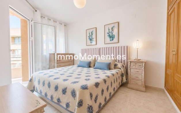 Resale - Apartment - Orihuela - Campoamor