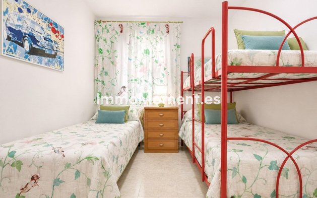 Resale - Apartment - Orihuela - Campoamor