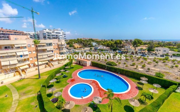 Resale - Apartment - Orihuela - Campoamor