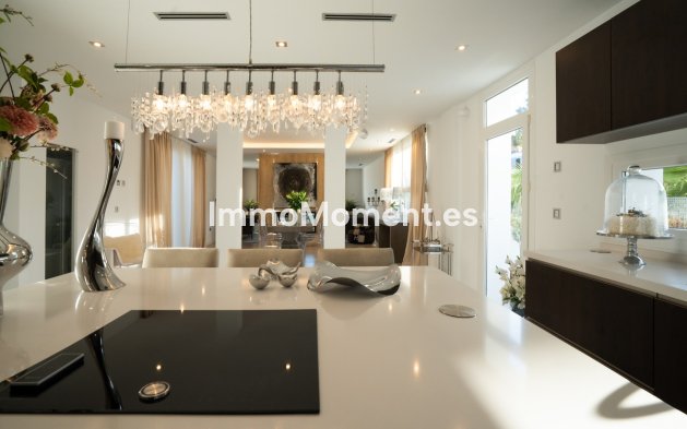 Bestaande woning - Vrijstaande villa - Mijas - Torrenueva