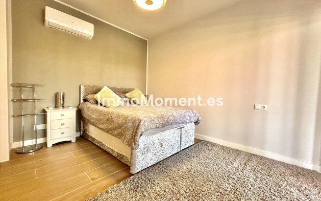 Resale - Apartment - Orihuela - Villamartín