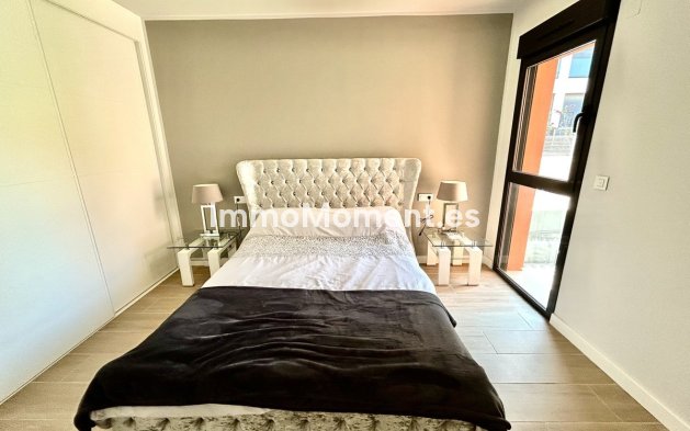Resale - Apartment - Orihuela - Villamartín