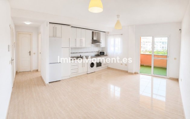 Resale - Apartment - Manilva - San Luis de Sabinillas