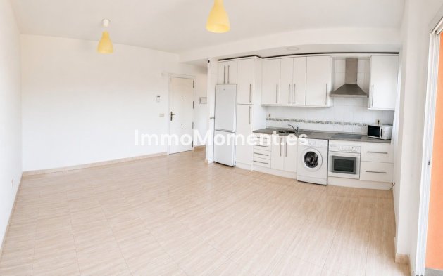Resale - Apartment - Manilva - San Luis de Sabinillas