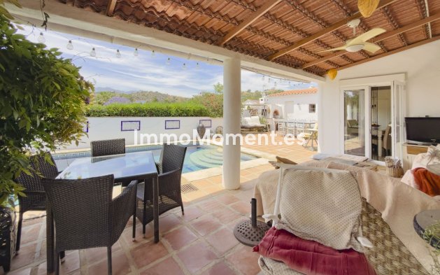 Resale - Country house - Inland  - Coín