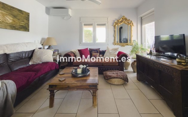 Resale - Country house - Inland  - Coín
