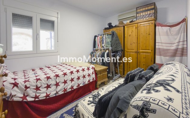 Resale - Country house - Inland  - Coín